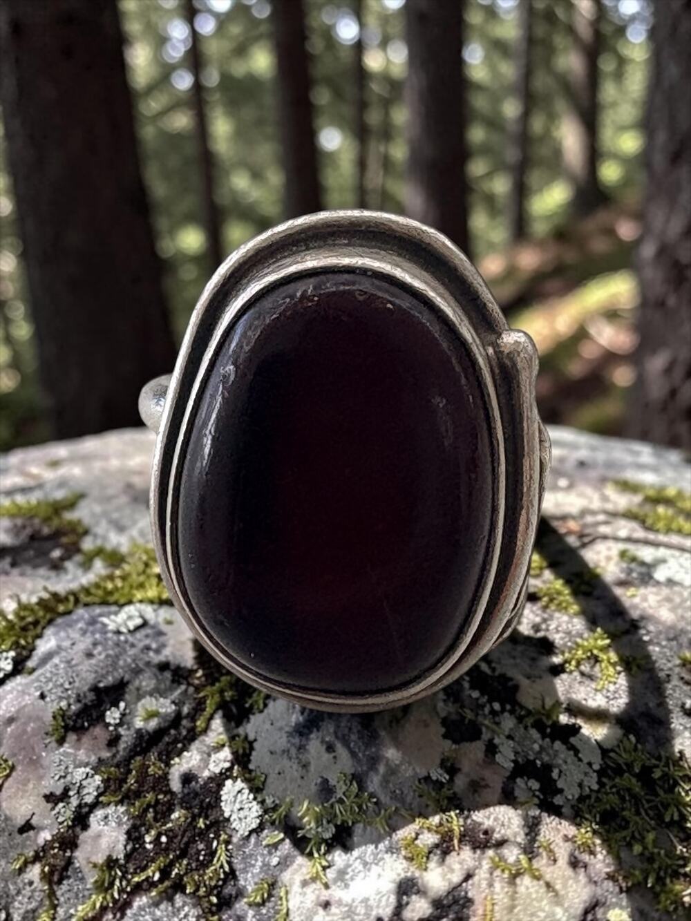 Vintage Sterling Silver Black Oval Cabochon Sculptural Statement Ring Modernist